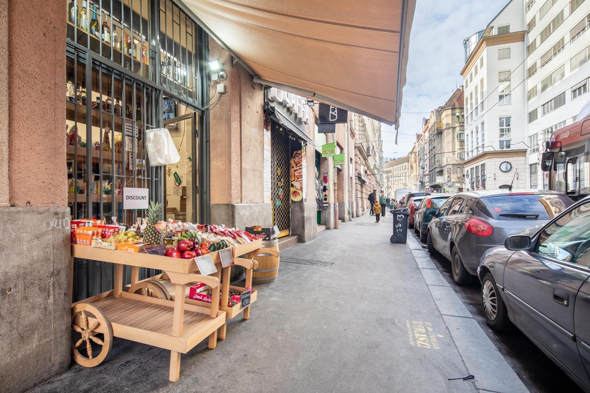 Very Central - Small Studio For Solo Traveller Budapest Eksteriør billede